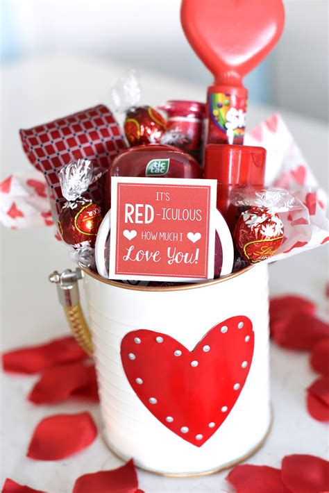cheap gifts for girlfriend for valentines day
